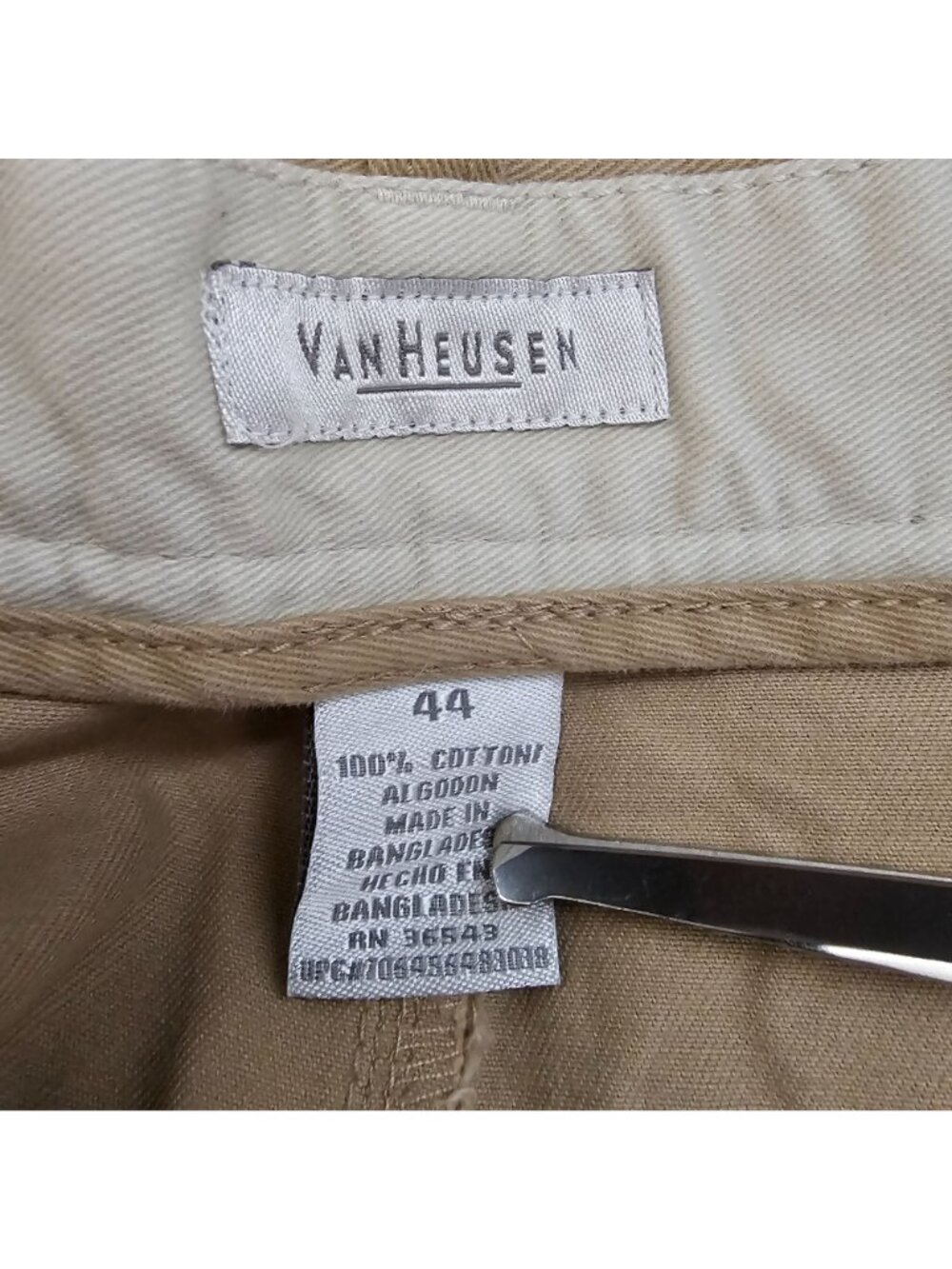 NWT Van Heusen Chino Shorts Mens 44 44x10 Tan Flat Front Cotton Casual - Picture 7 of 8
